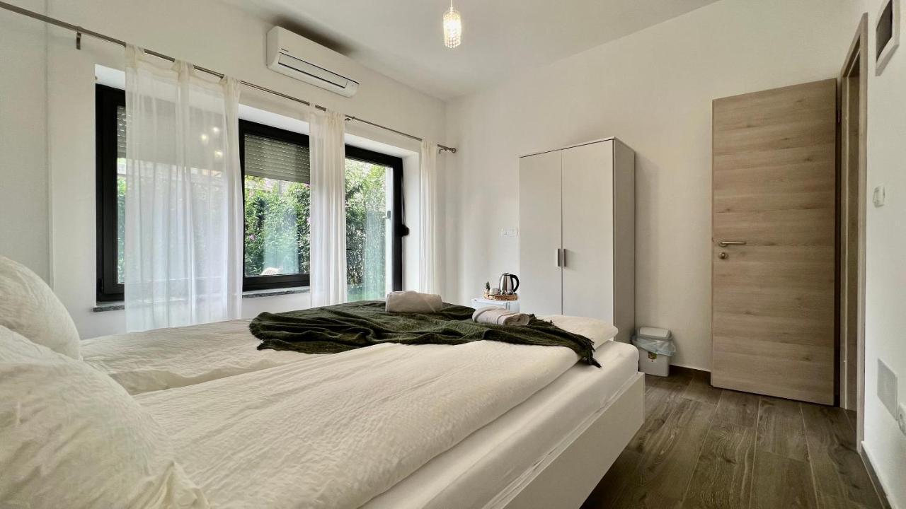 Panorama Rooms โบเว็ก ภายนอก รูปภาพ