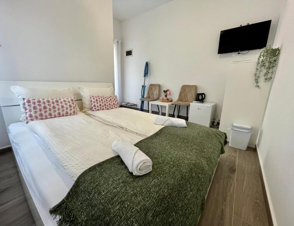Panorama Rooms โบเว็ก ภายนอก รูปภาพ